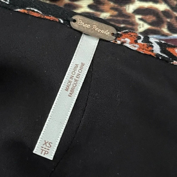 Free People Lucky Loosey Mini Dress Size‎ XS Smocked Floral Boho Bloomcore - Picture 5 of 8